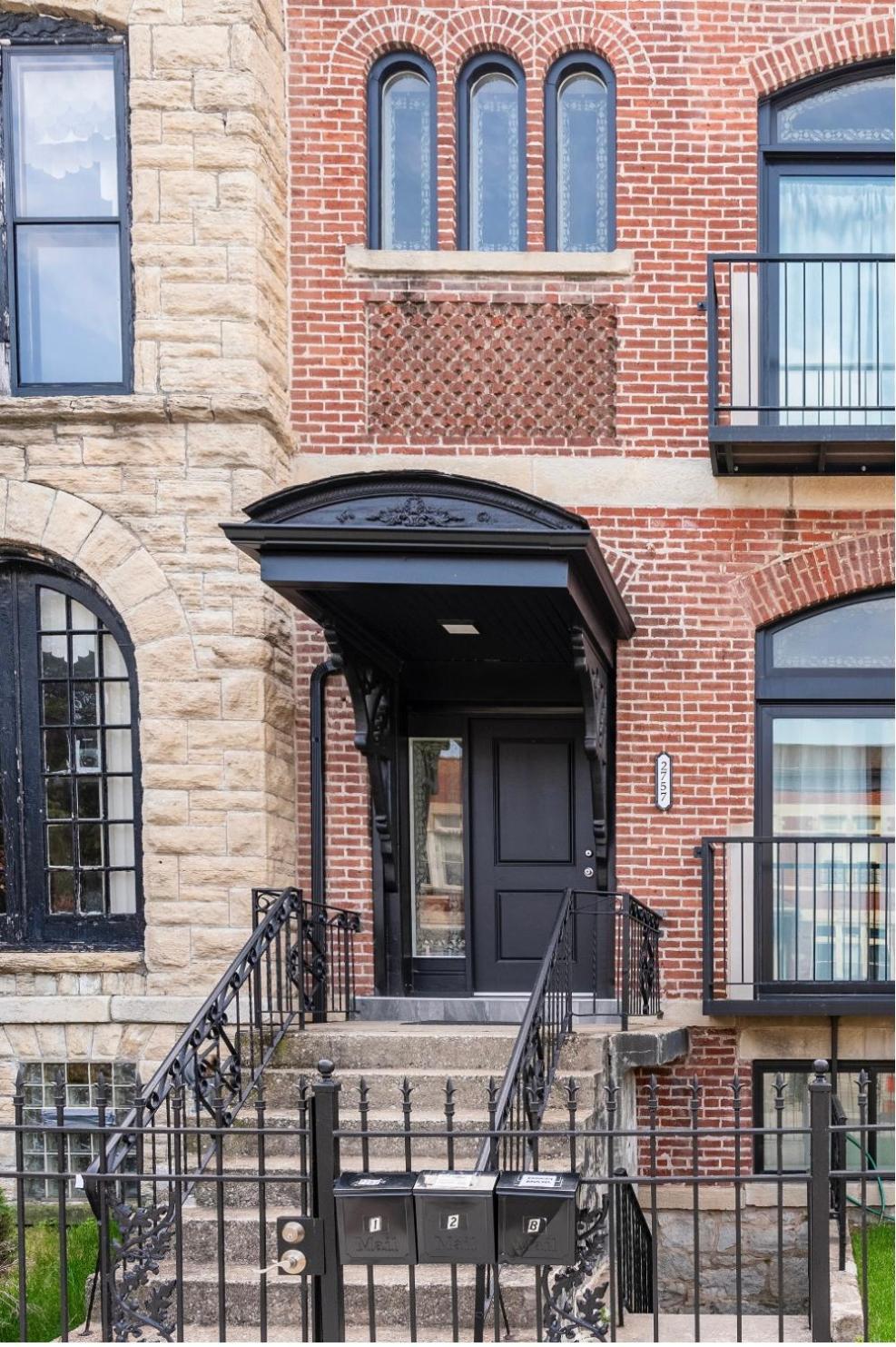 Cozy 2 Brm Apartment Mins Away From United Center Chicago Exterior photo